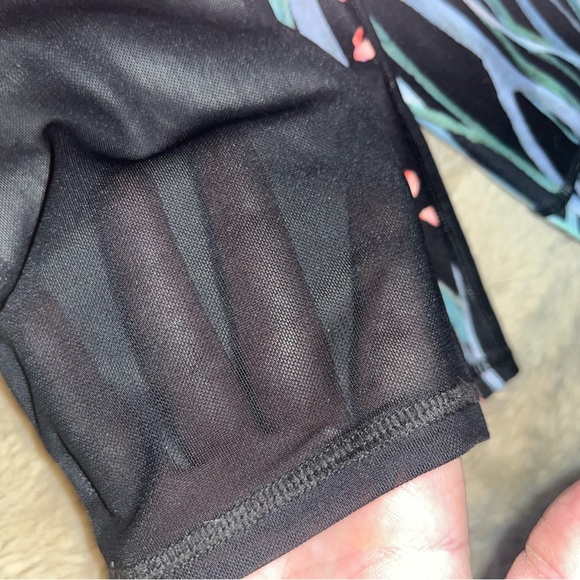 Fabletics Cherry Blossom Floral Leggings - Picture 5 of 5